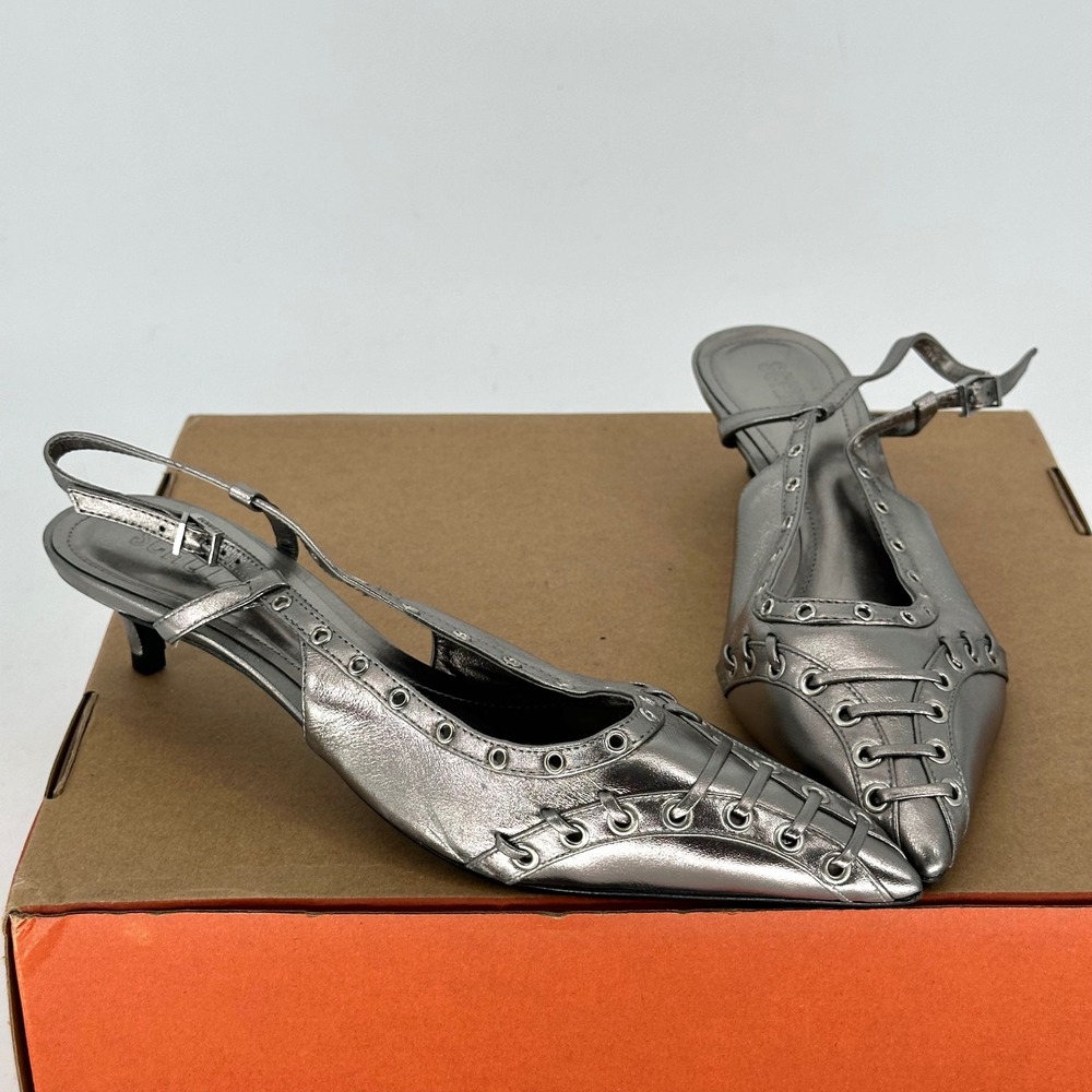 Schutz Silver Metallic Slingback Kitten Pointed Heel Pump Grommet Detailed 8.5 B